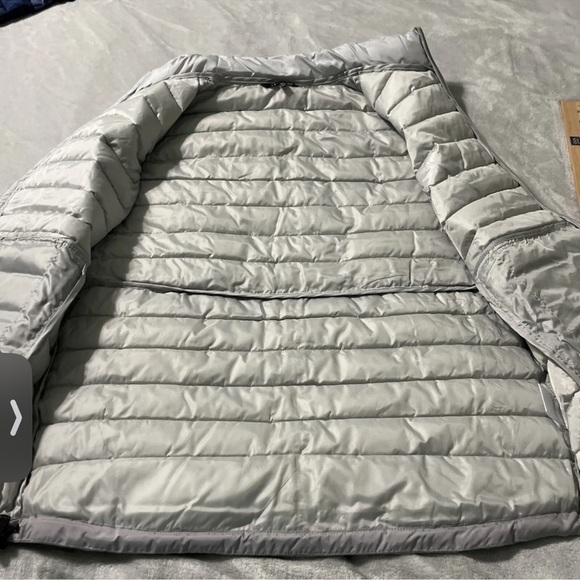 NWT Simply Southern Gray Ombré Puffy Puffer Full Zip Vest Size Large - Picture 3 of 5